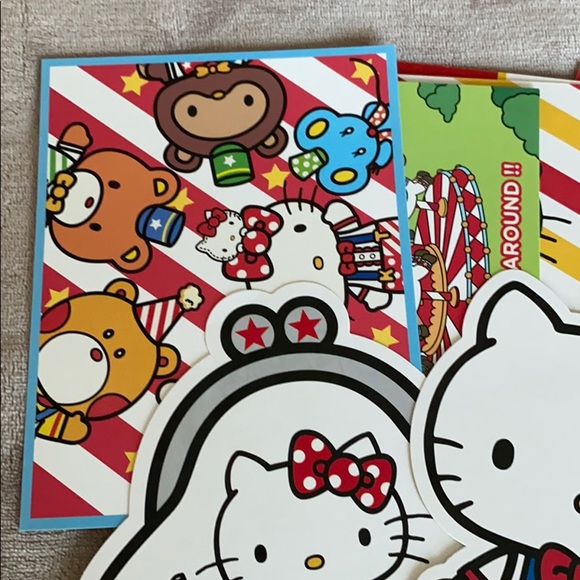 Hello Kitty Go Around postcards - Picture 4 of 13